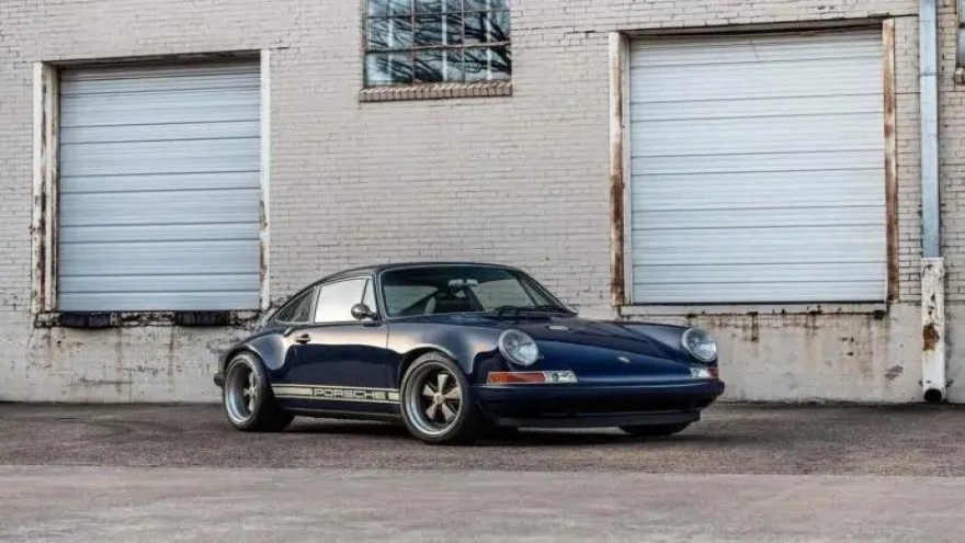 修复911的典范——1991 Porsche 911 Carrera 4 coupe