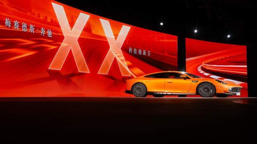 奔驰“黑科技”，解码“电动豪华”新叙事